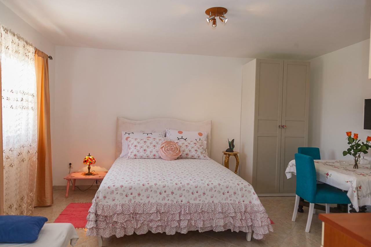 Castello Flower Apartment Kaštela エクステリア 写真